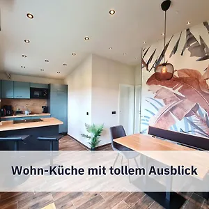 Rothsee-oase Ideale Ausgangslage Mit Tollem Ausblick, Sauna Und Privatem Garten Ferienhaus